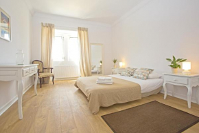 Отель Amar Hostel & Suites  Эрисейра